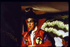 Mik69_63.jpg (87443 bytes)