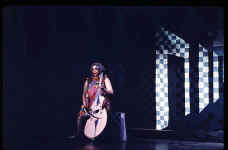 Pat67-32_t.jpg (107466 bytes)