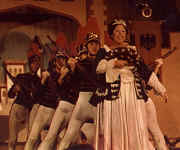 grdu18.jpg (29349 bytes)