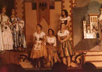 grdu24.jpg (38573 bytes)